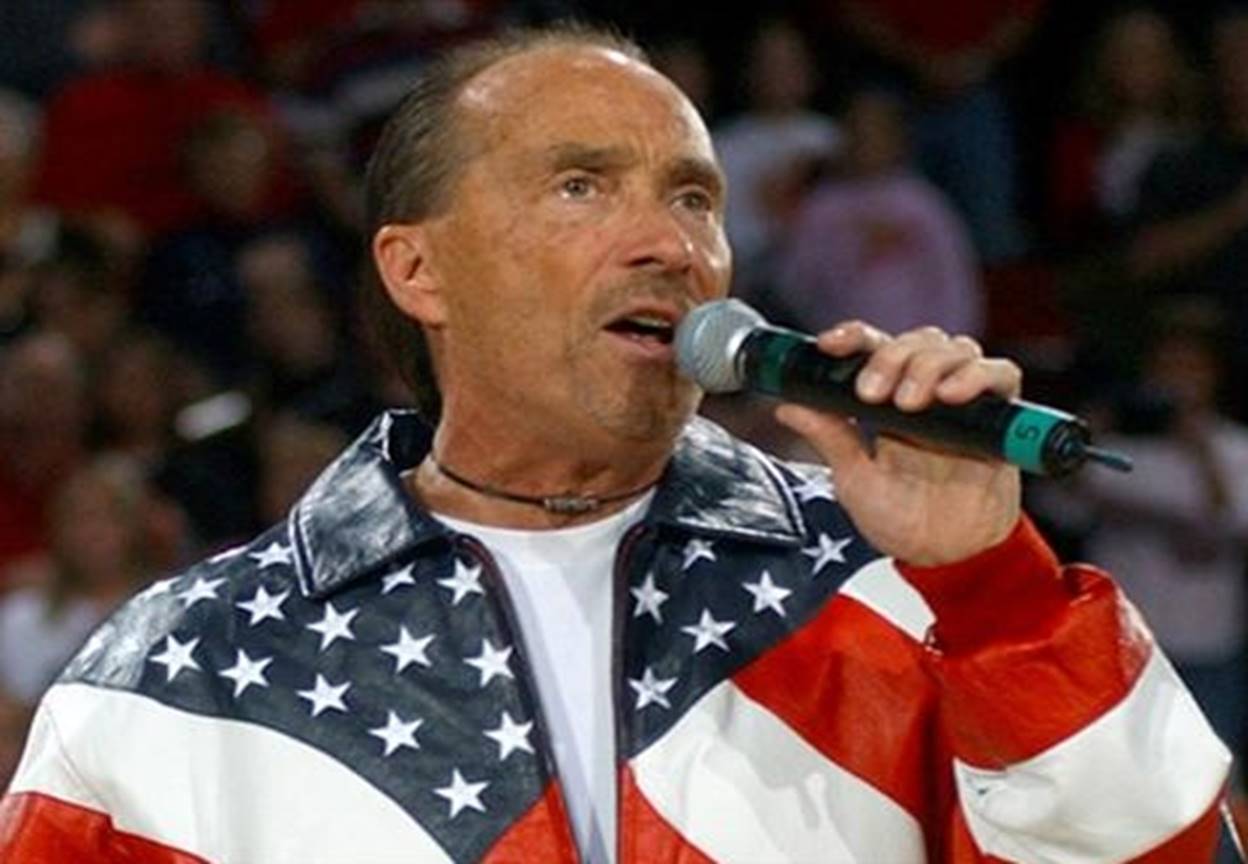 Did lee greenwood write proud to be an american