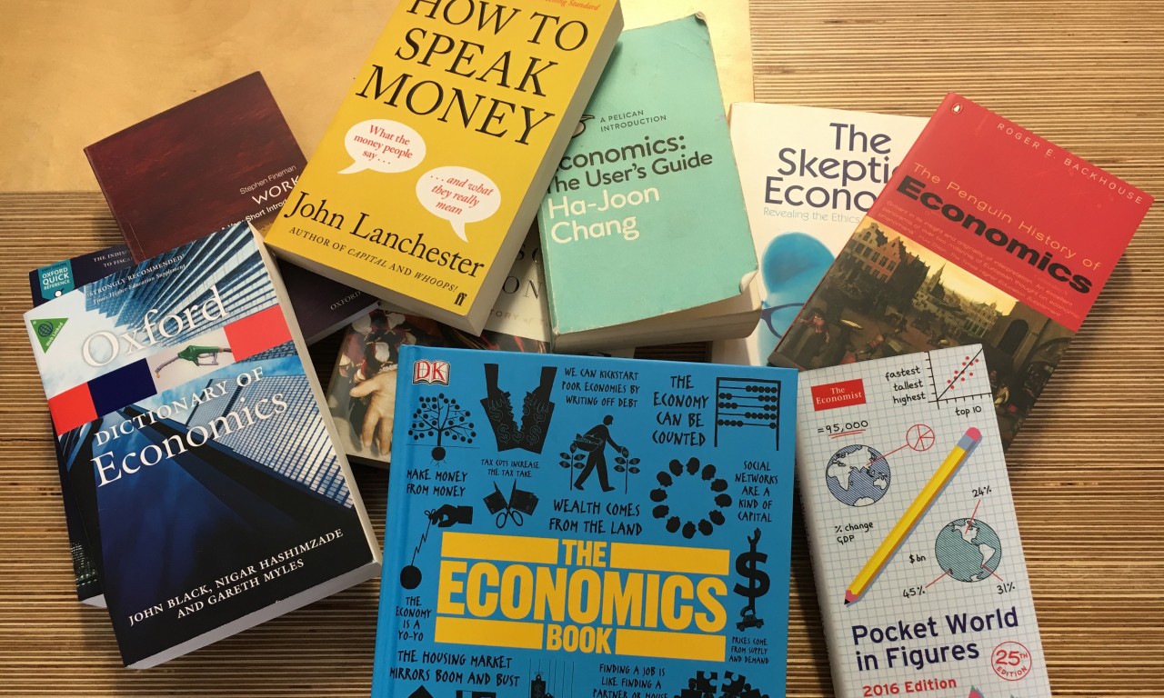 An economic theorists book of tales