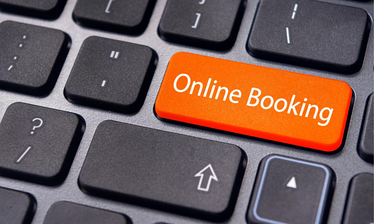Advantages of an online booking system over the phone booking
